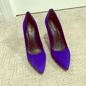 Royal blue suede pumps
